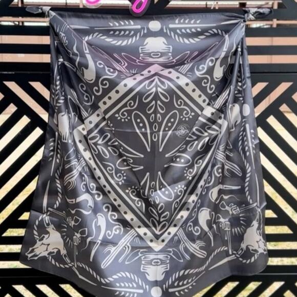 Highway Gray White Western Southwestern Wild Rag Scarf Accent - Picture 1 of 2